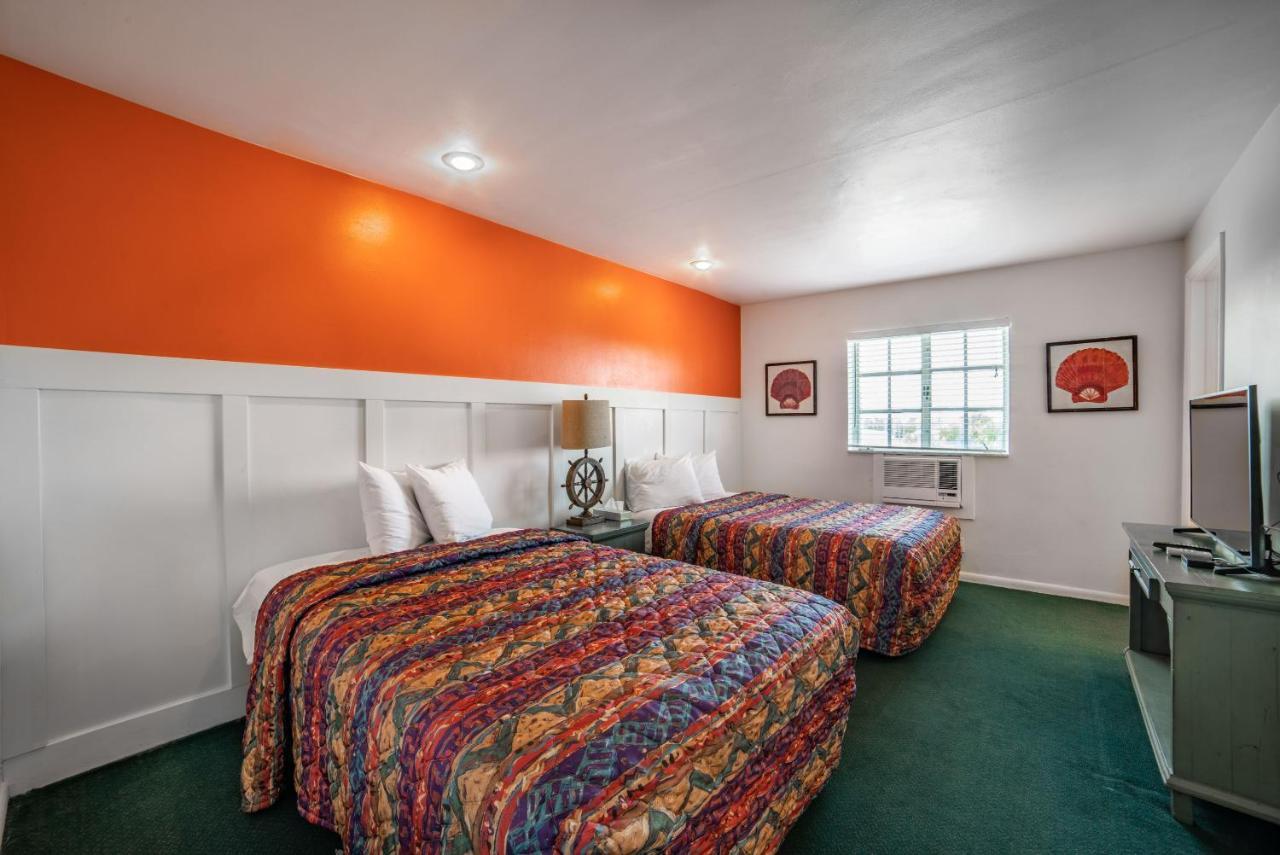 Captain'S Table Hotel By Everglades Adventures Buitenkant foto