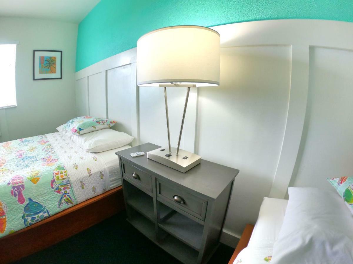 Captain'S Table Hotel By Everglades Adventures Buitenkant foto